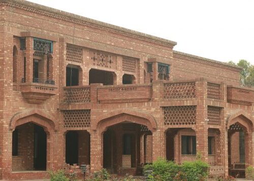 Kinnaird College for Women University (KCWU)